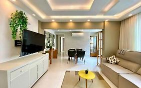 Fully Furnished Apartment-HEART OF LEBLON (Apartamento Totalmente mobiliado no melhor ponto do leblon)
